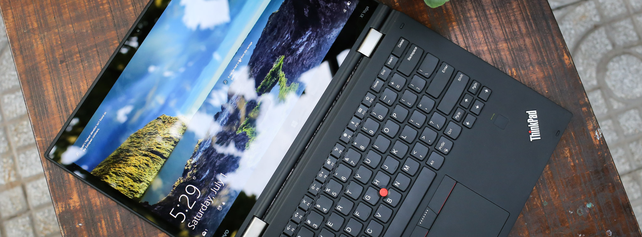 [Đánh giá] ThinkPad X1 Yoga: màn hình OLED tuyệt vời, hiệu năng tốt, pin trung bình, giá cao