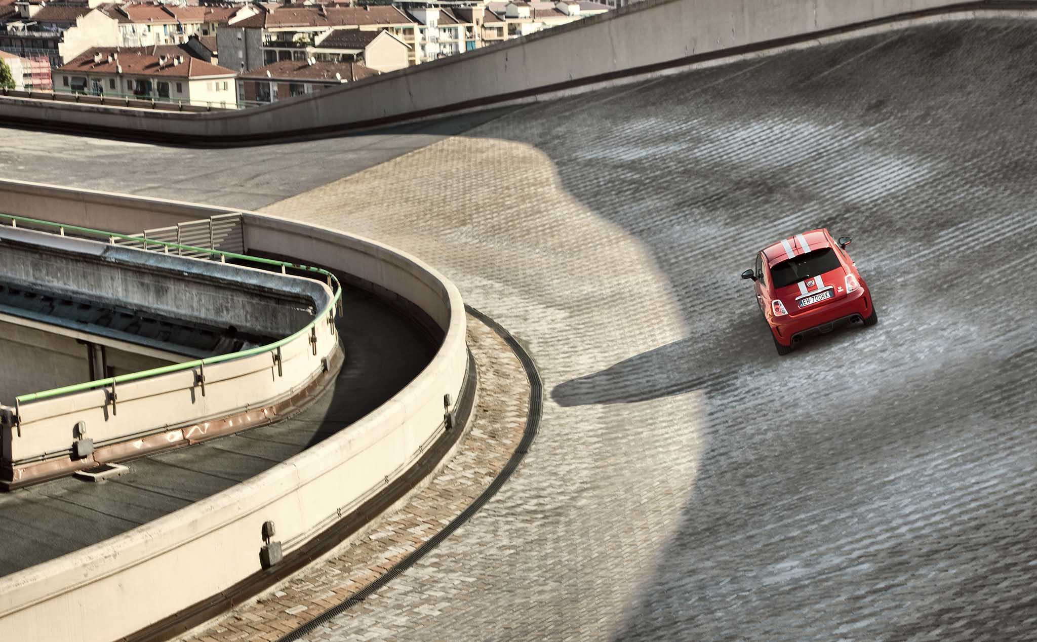 Lingotto - biểu tượng của Fiat, niềm tự hào của Turin, nơi những chiếc xe ra lò từ ... nóc