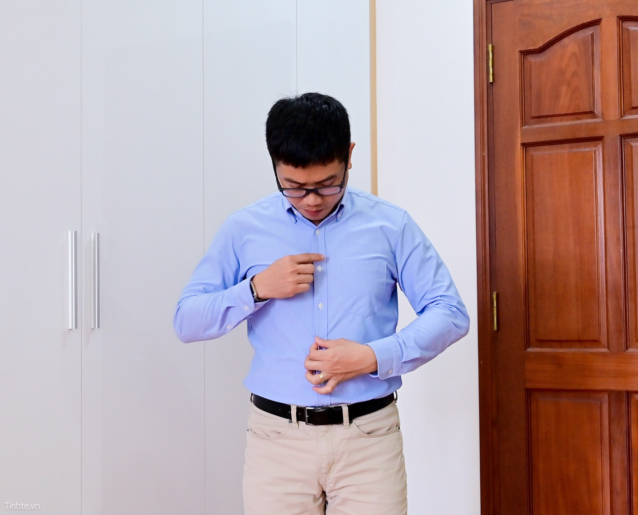 tinhte_ao_so_mi_khong_can_ui_6.jpg