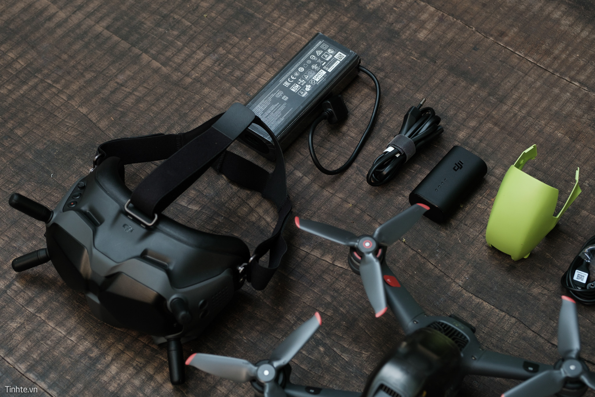DJI_FPV_Combo_trentay-06.jpeg