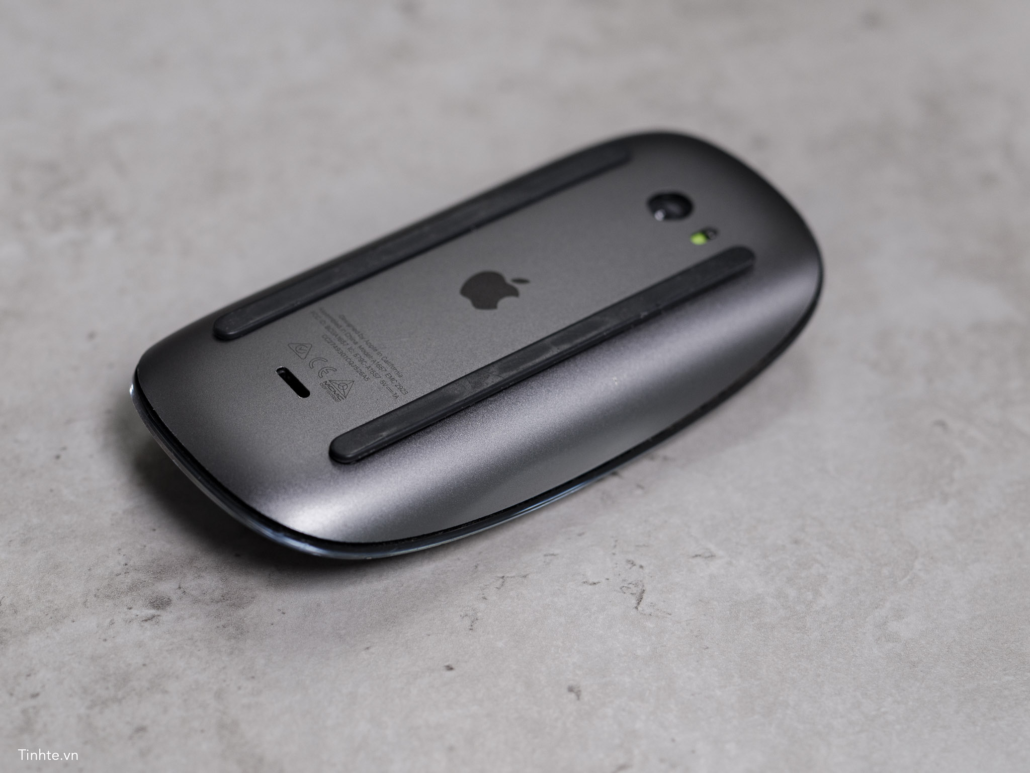 Apple_Magic_mouse_review-03.jpg