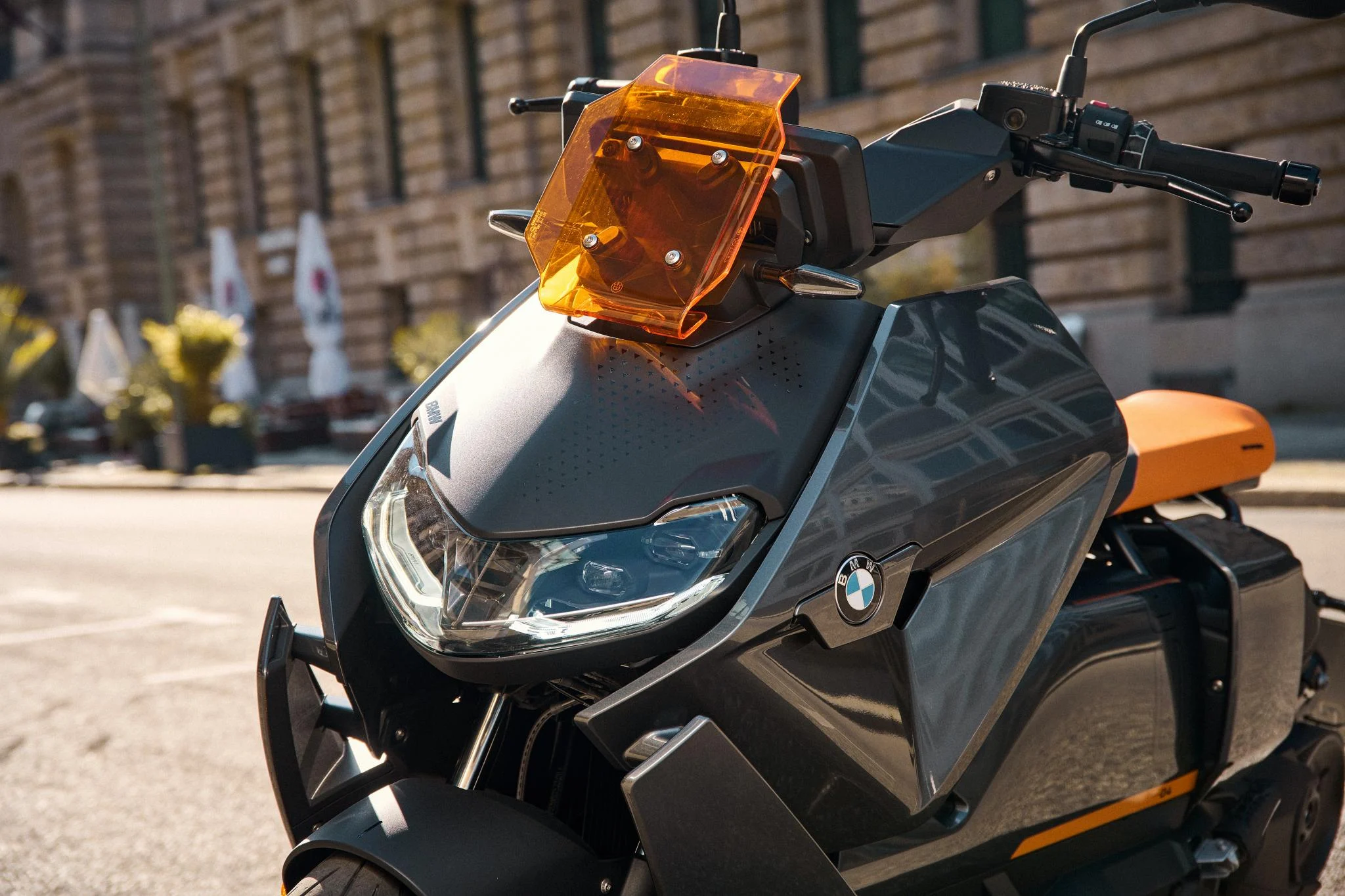 BMW-CE-04-tinhte- 33.jpg