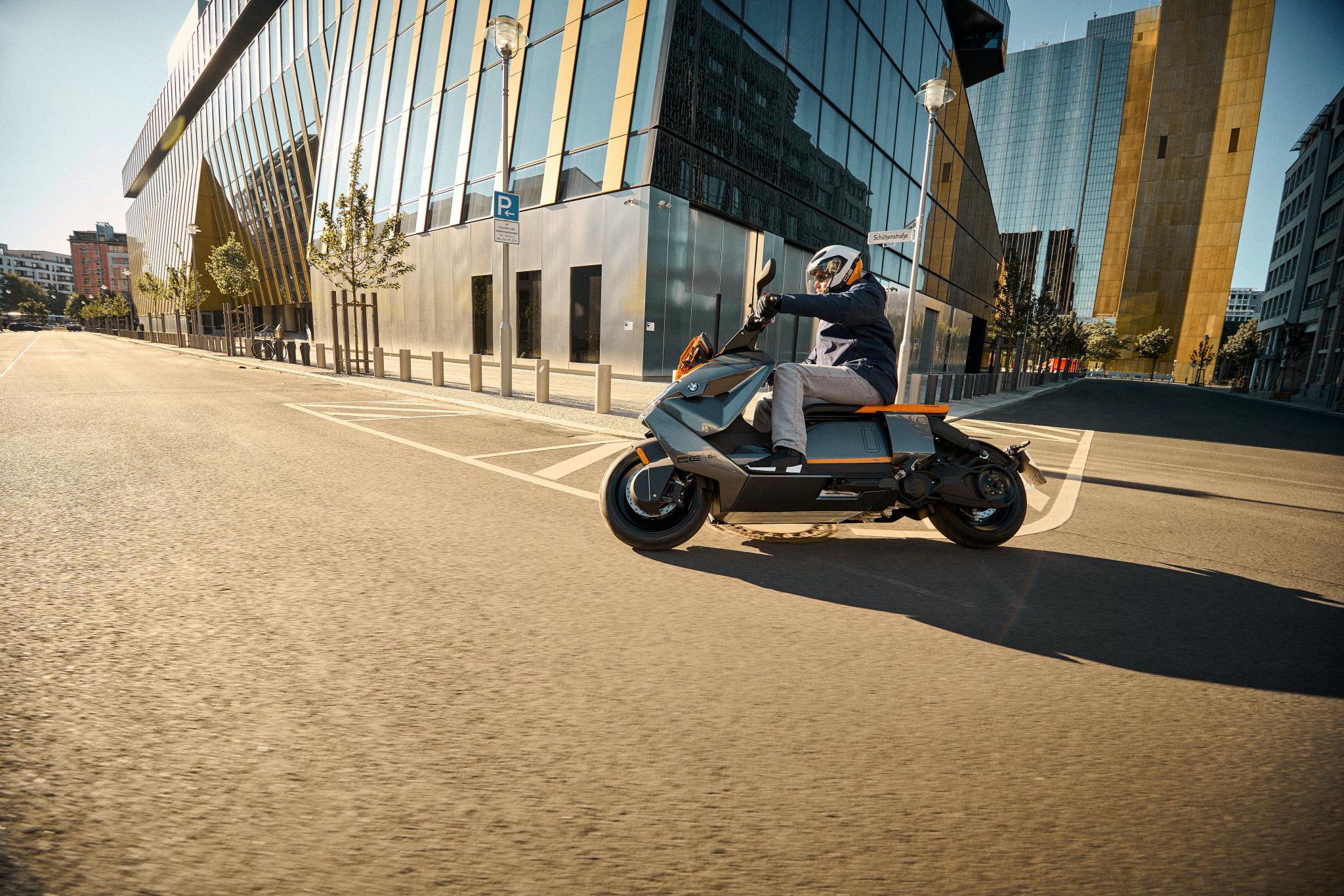 BMW-CE-04-tinhte- 30.jpg