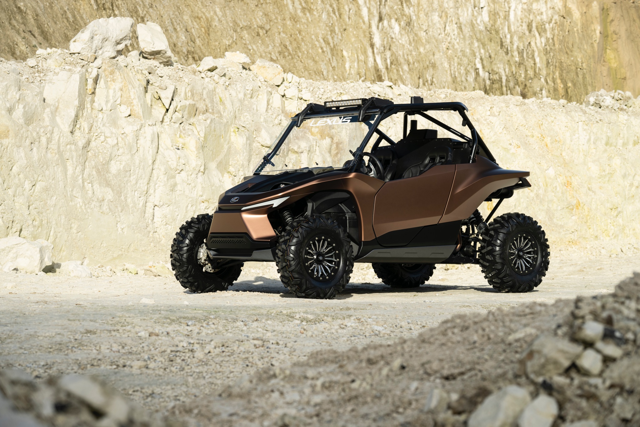 lexus_rov_concept_2.jpg