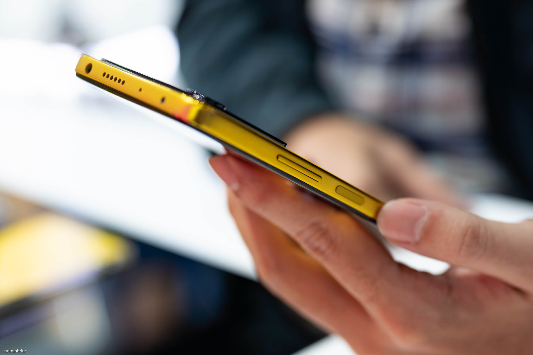 tren tay poco X4 Pro 5G-6.jpg