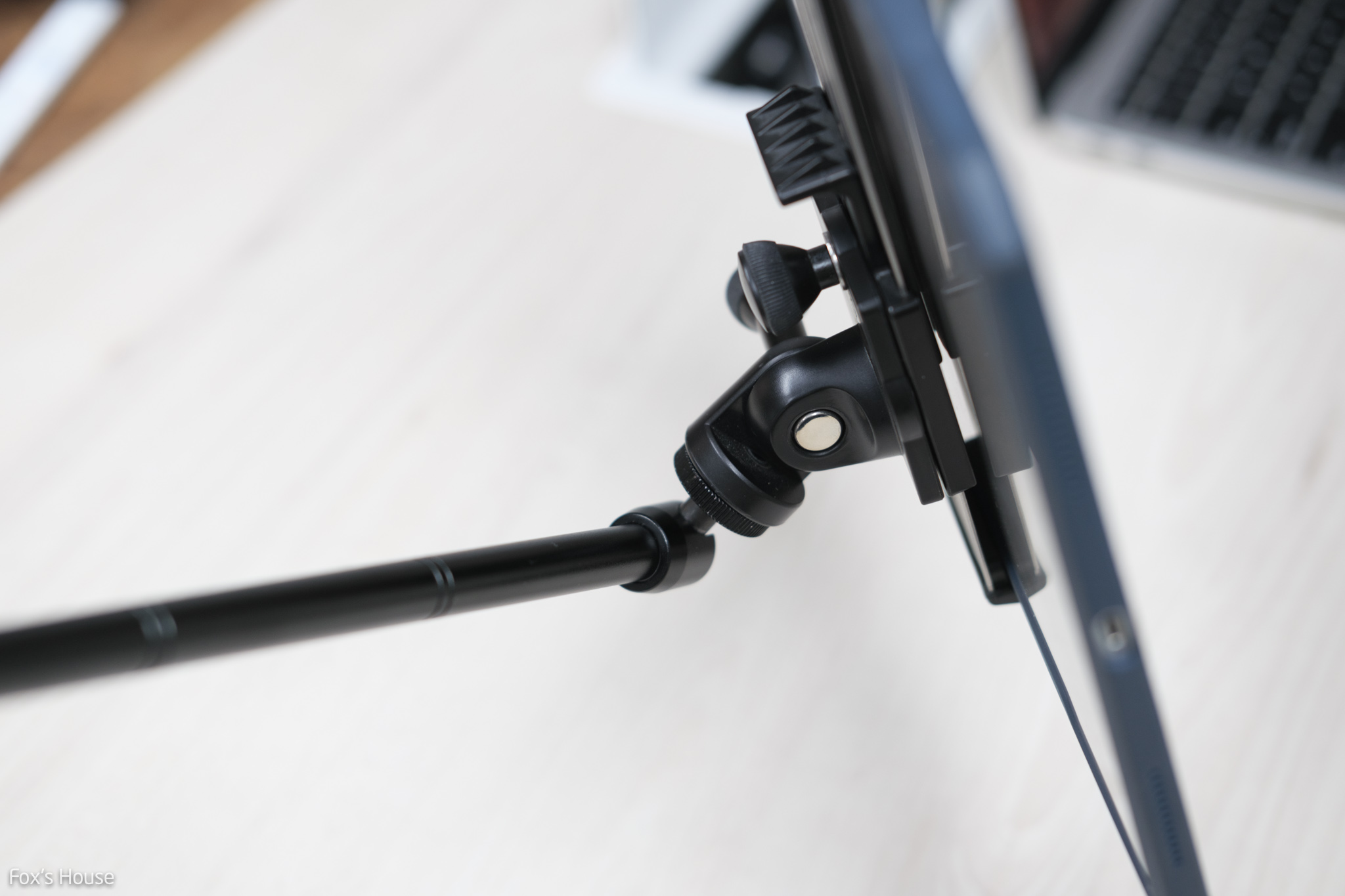 trên_Tay_arm_ipad-23.jpg
