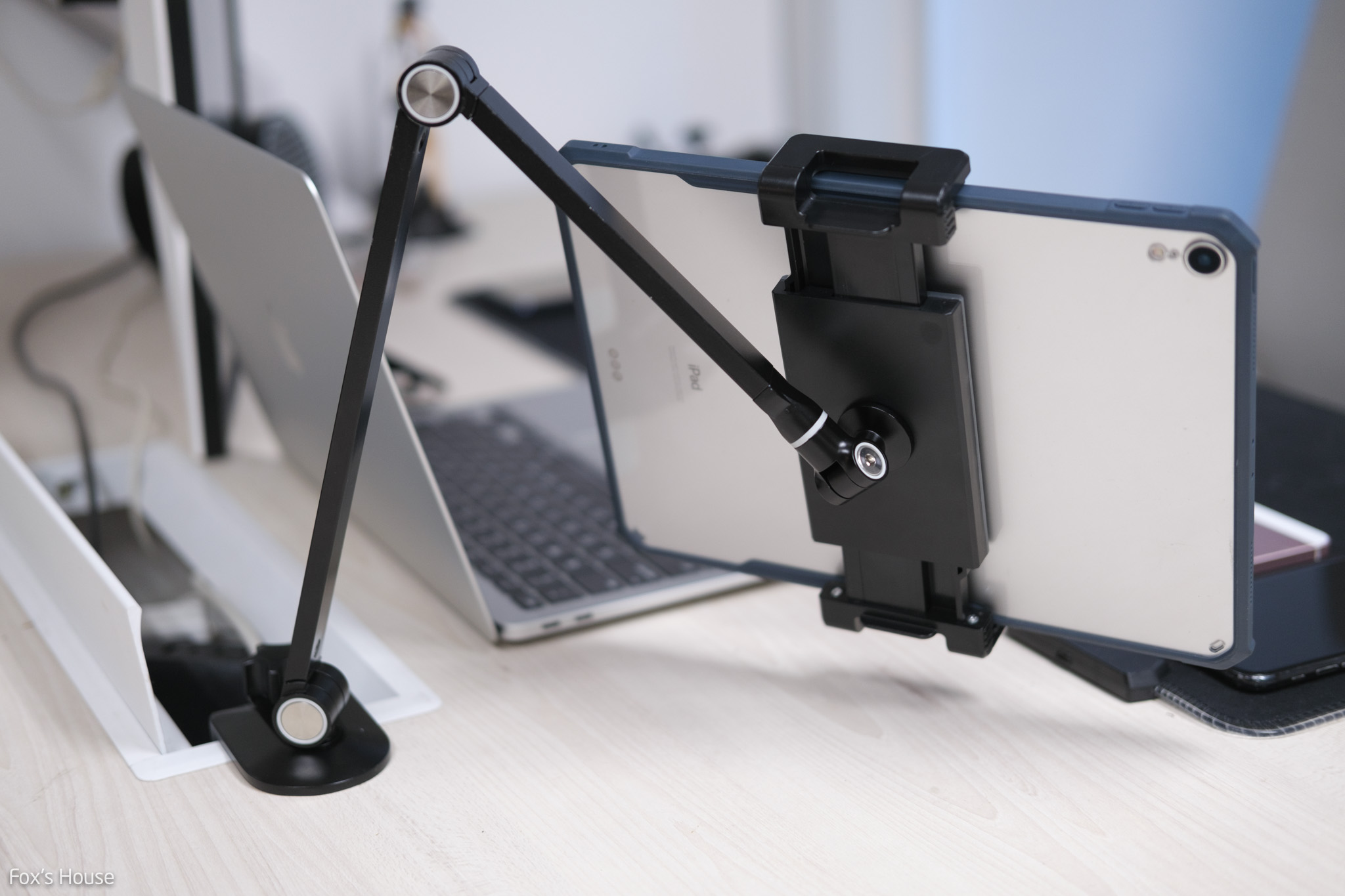 trên_Tay_arm_ipad-6.jpg