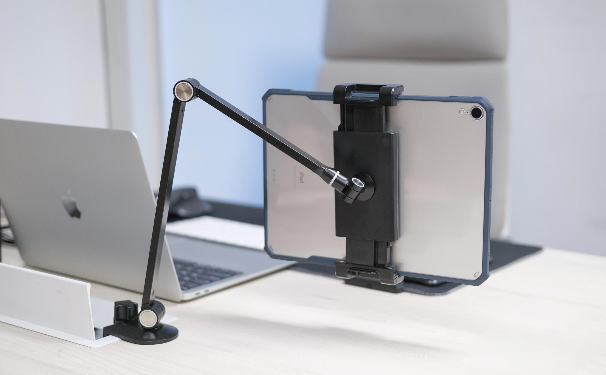 Hành trình tìm arm iPad của mình