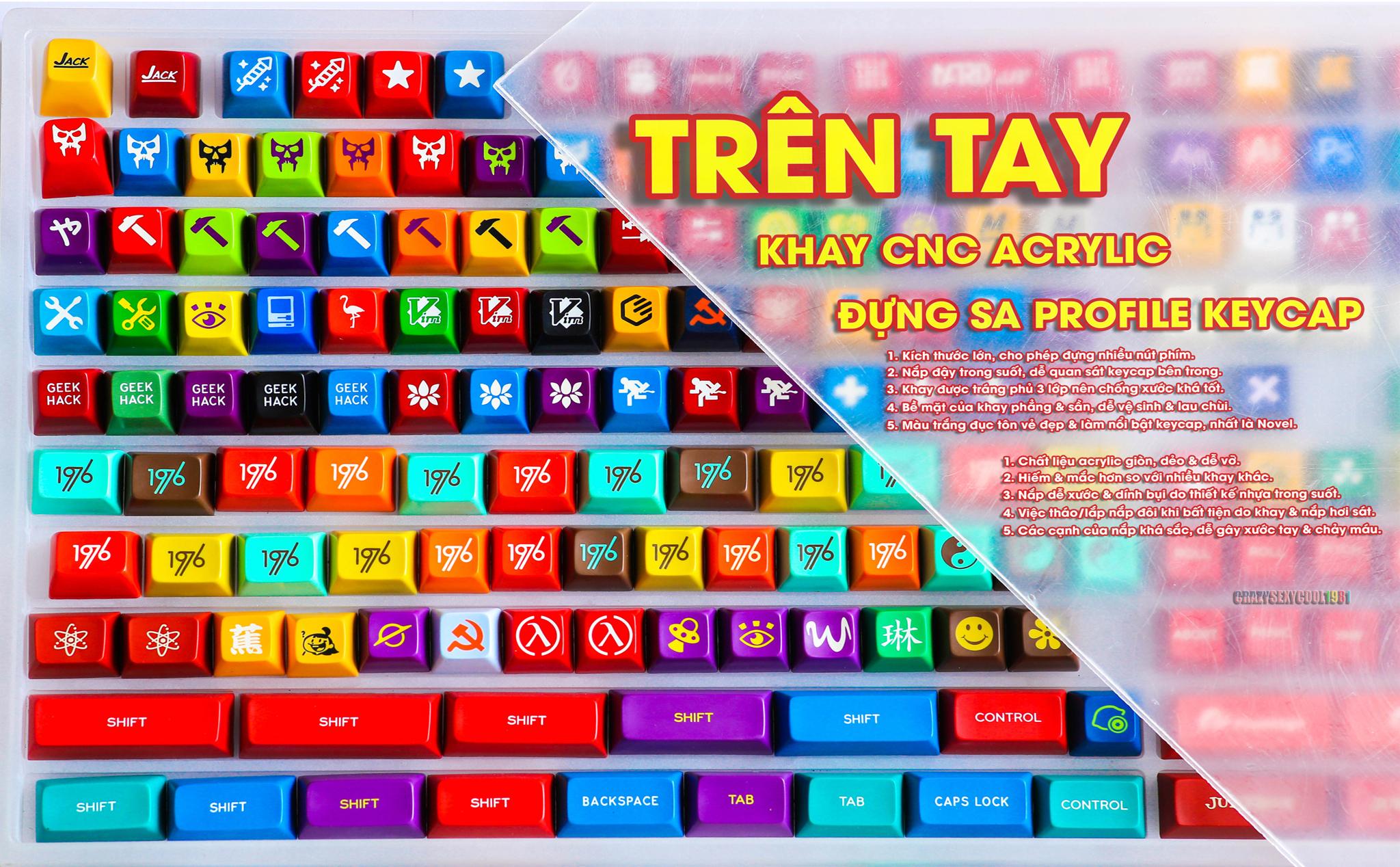 Trên tay khay nhựa Acrylic CNC đựng SA profile keycaps