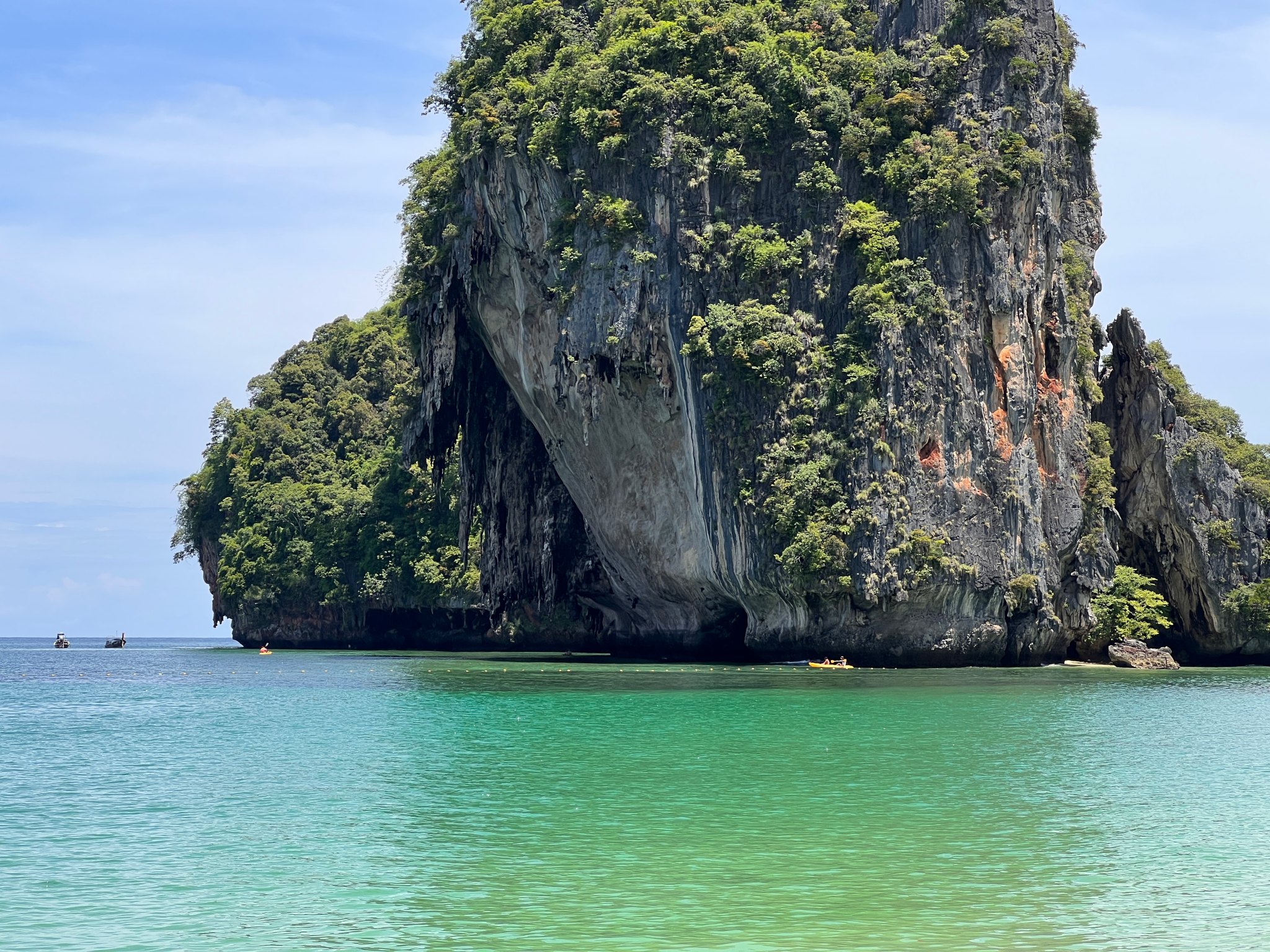 Happy island closed up.jpg