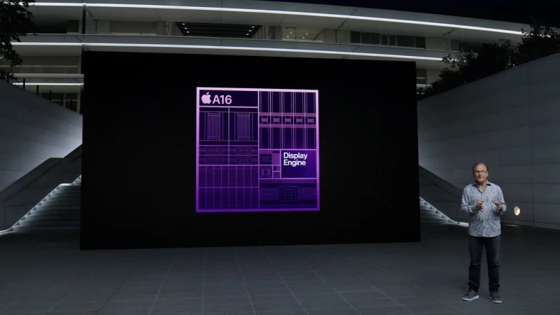 6.Display_Engine.jpg