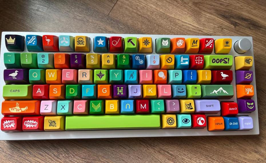 Keycap của Nguyễn Hưng (21-9-2022).jpg