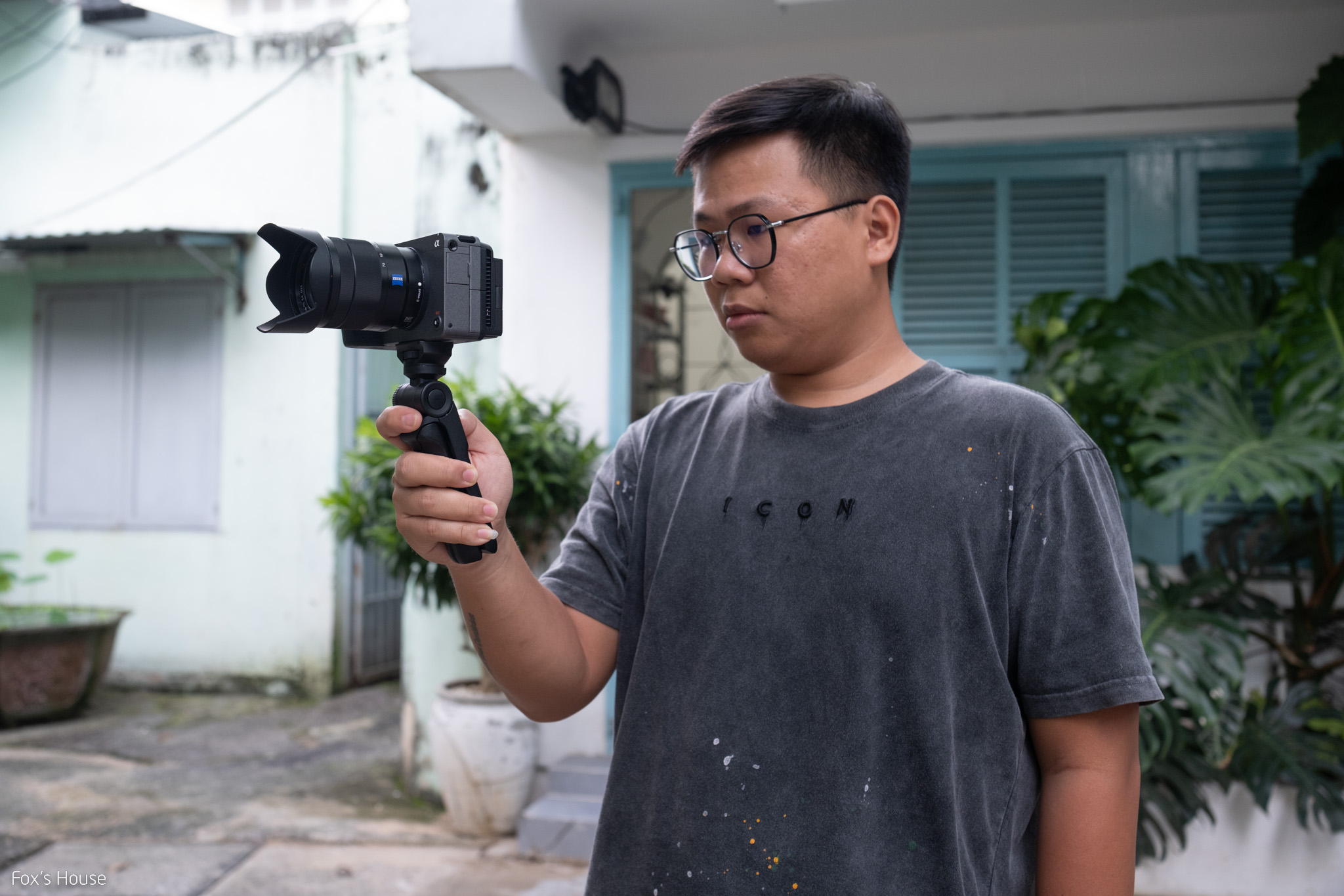 trên_tay_sony_fx_30_2.jpg