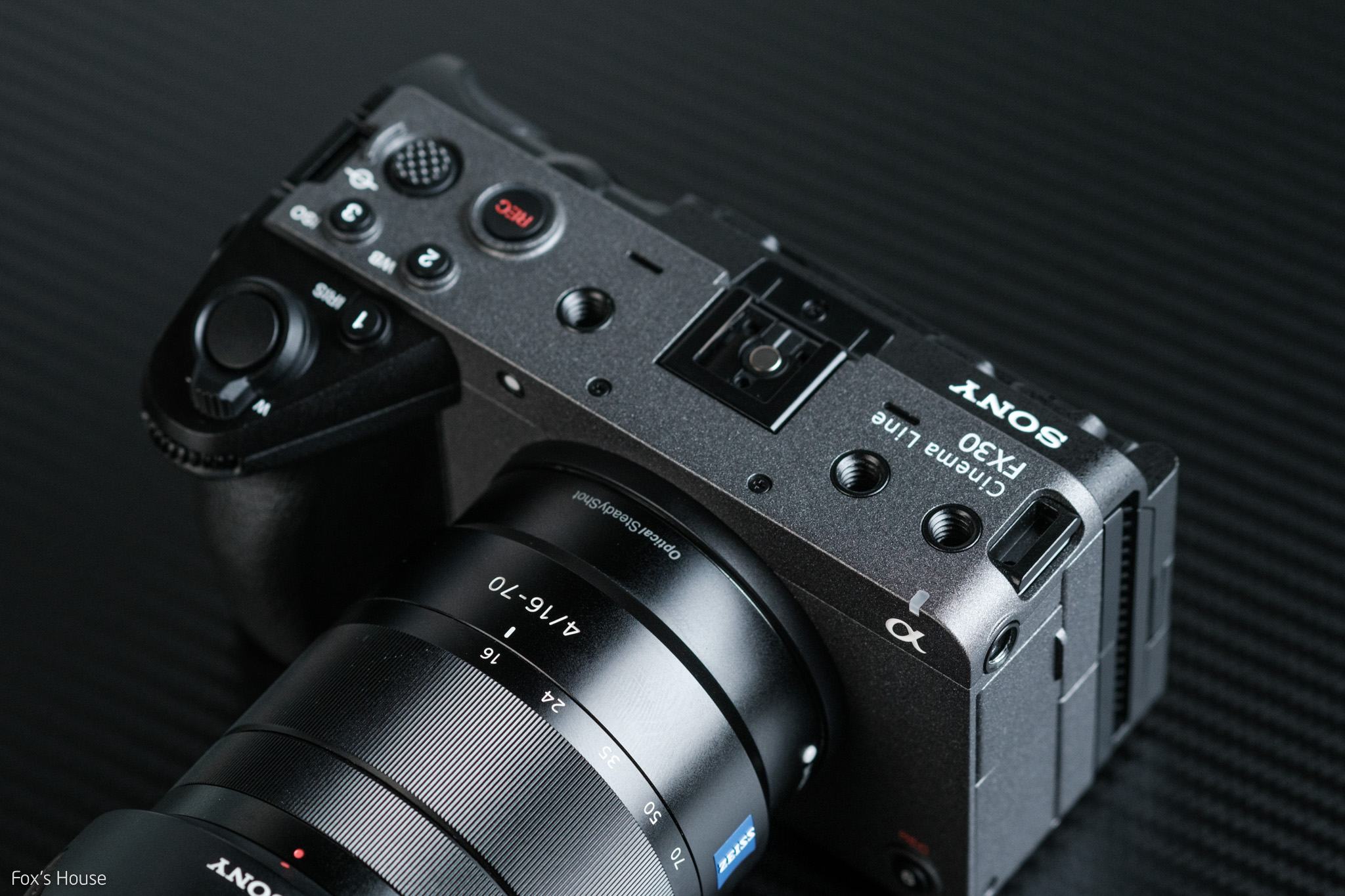 trên_tay_sony_fx_30_13.jpg