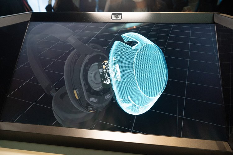 Spatial Reality Display 5.jpg