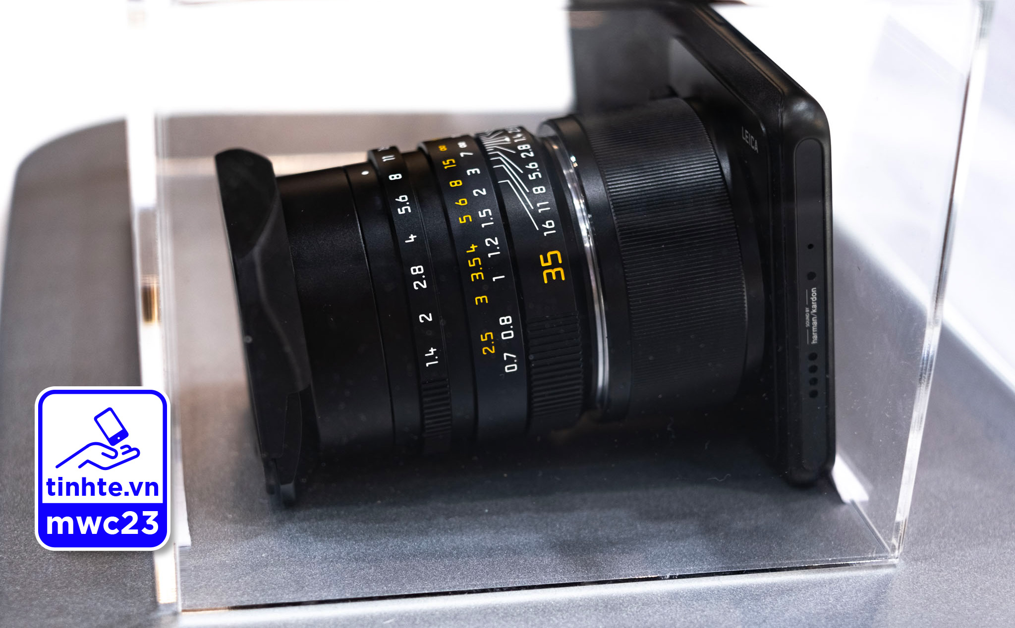 MWC 2023: Xiaomi 12S Ultra Concept gắn ống kính Leica 35mm