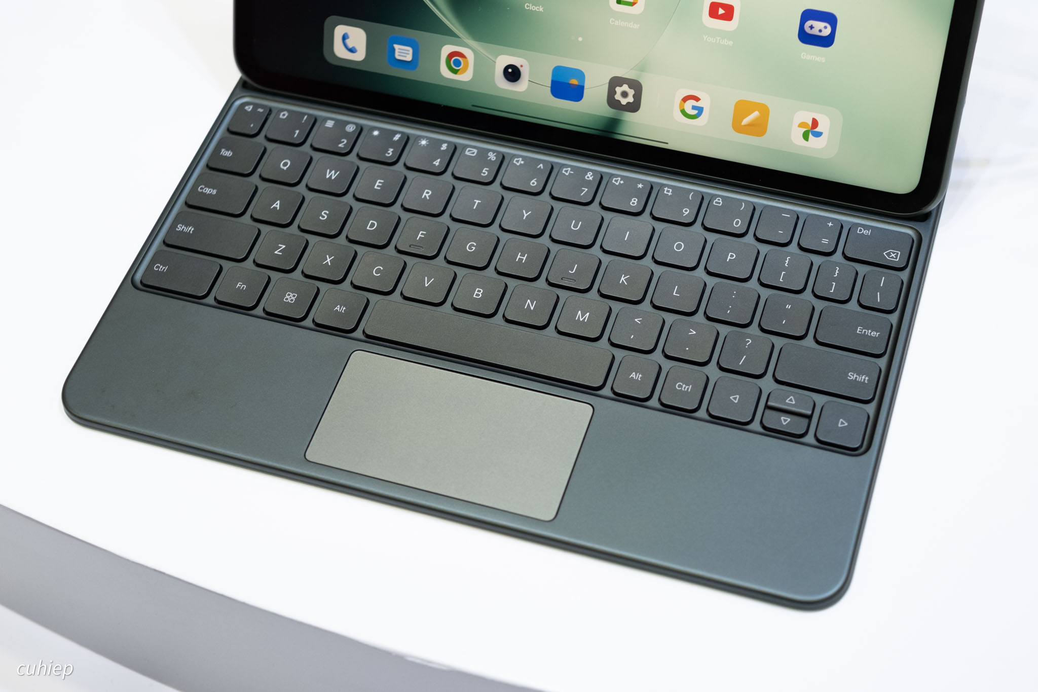 MWC23_OnePlus_Pad_Tinhte_cuhiep1.jpg