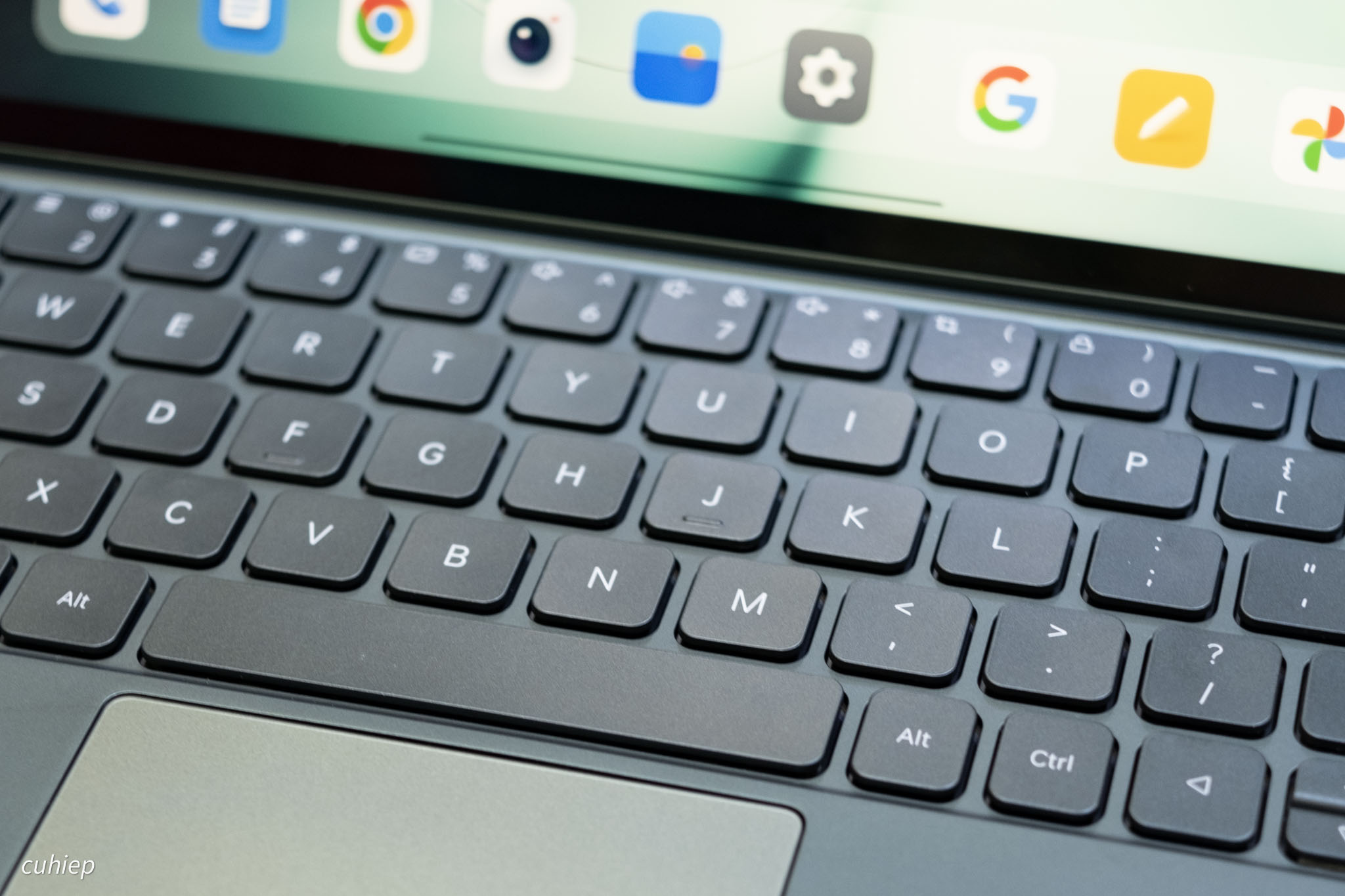 MWC23_OnePlus_Pad_Tinhte_cuhiep2.jpg