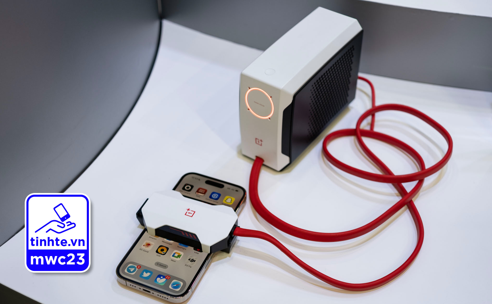 MWC trên tay tản nhiệt nước cho smartphone