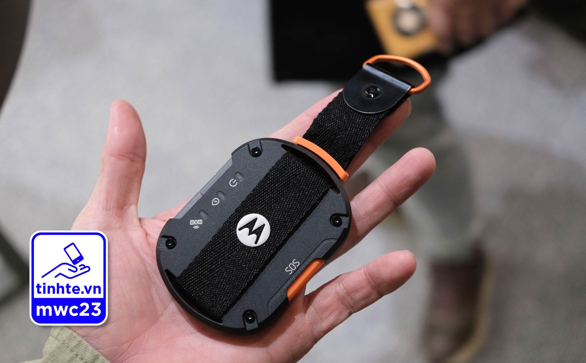 MWC23 - Điện thoại vệ tinh và cục phát sóng vệ tinh từ Motorola