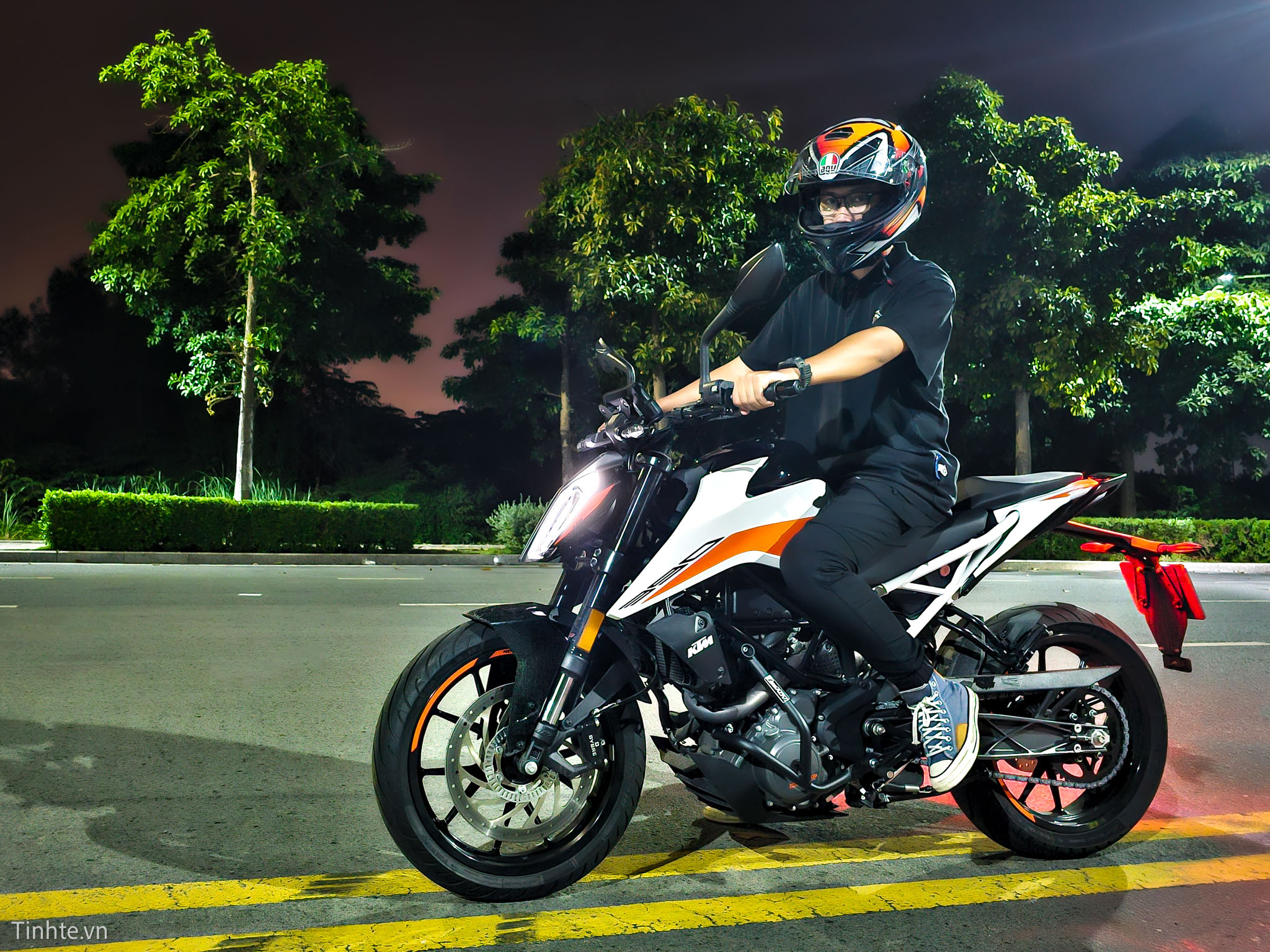 ktm-duke-390-tinhte-1.jpg