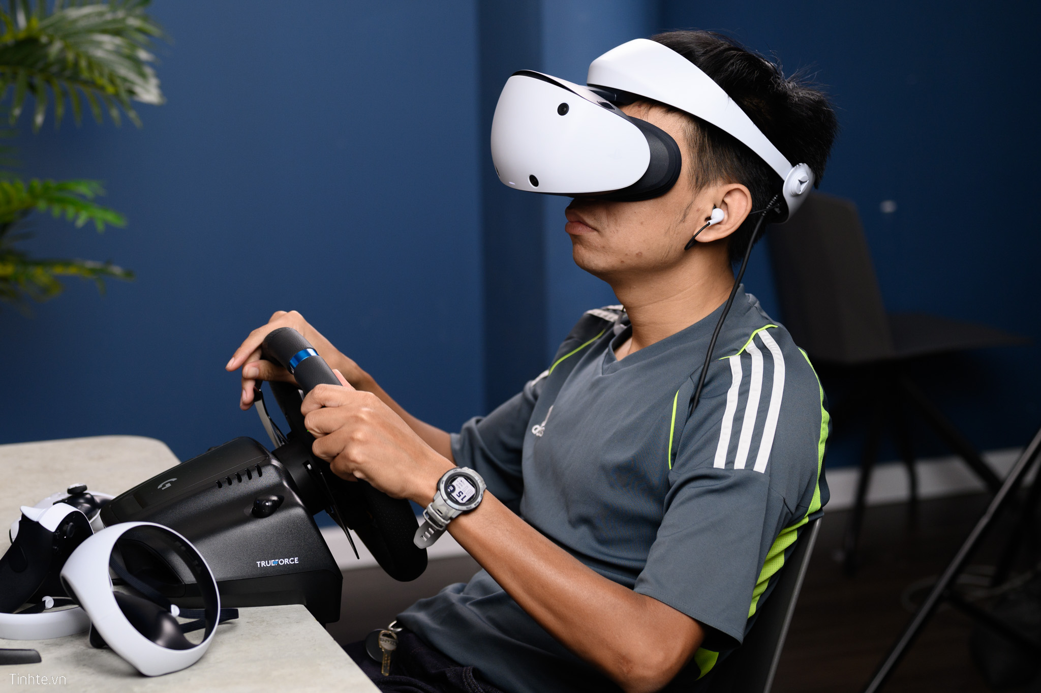 VR.jpg