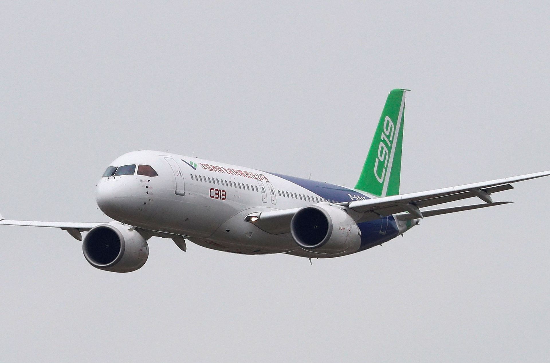 005 COMAC C919 flying.jpg