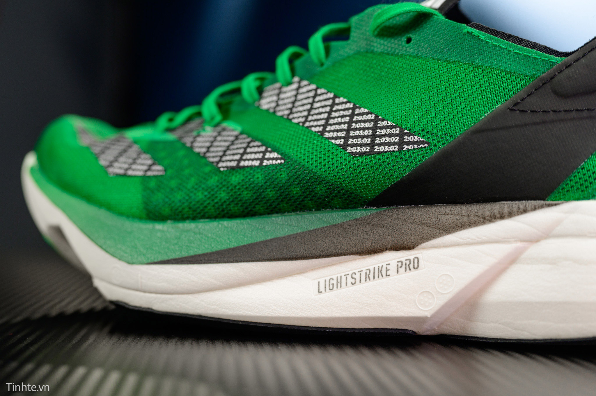 adidas-adizero-pro3-tinhte_4.jpg