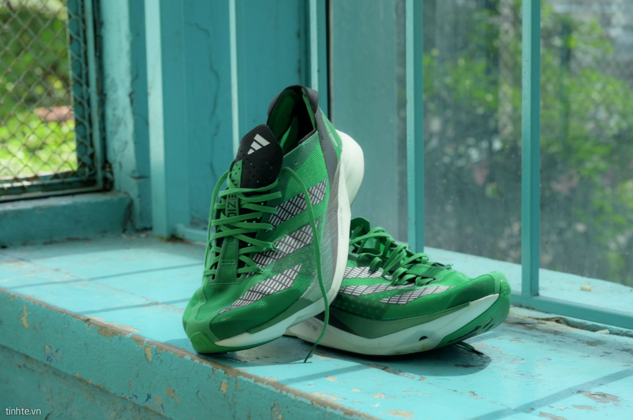 adidas-adizero-pro3-tinhte-1.jpg