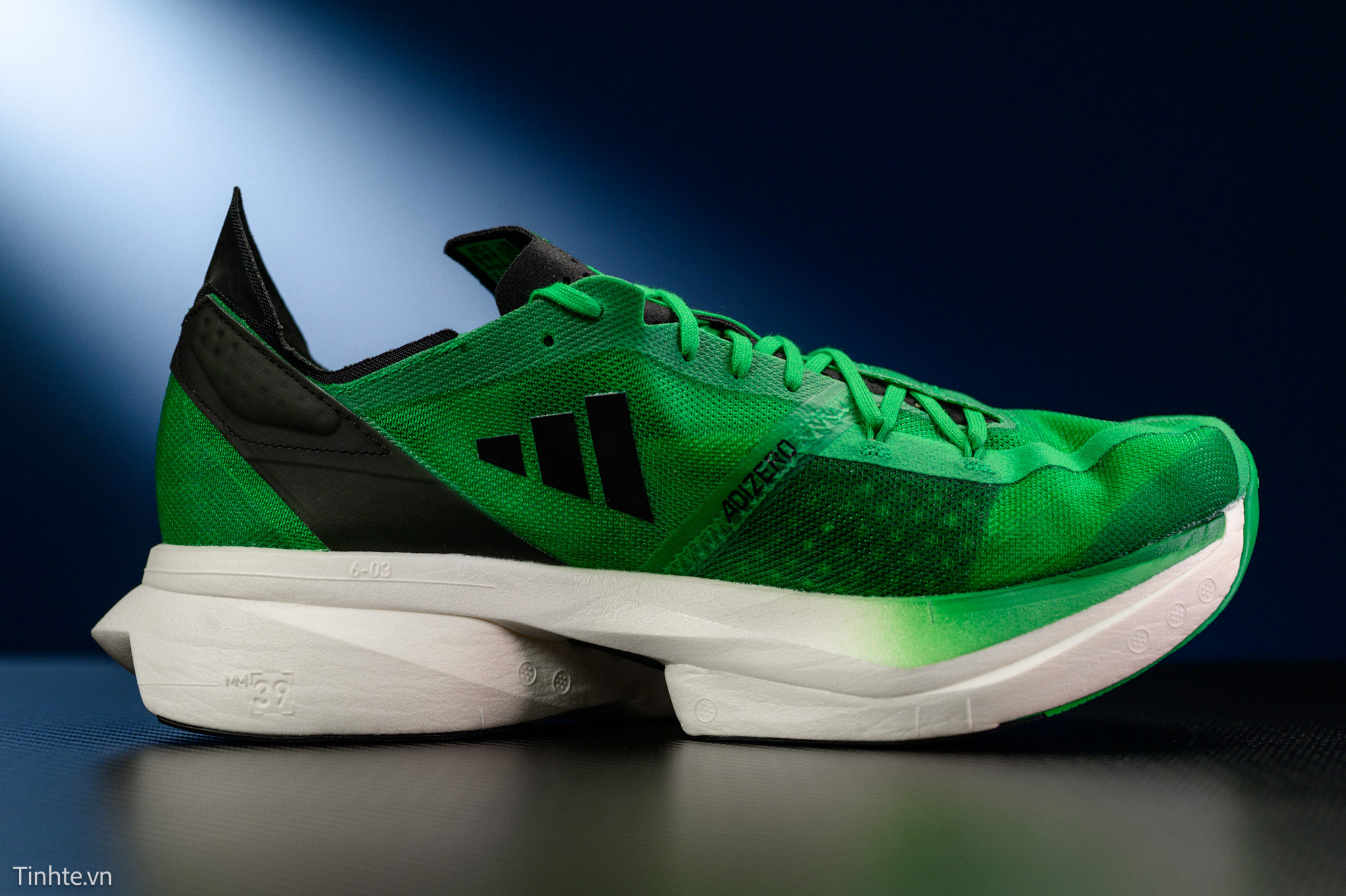 adidas-adizero-pro3-tinhte_2.jpg