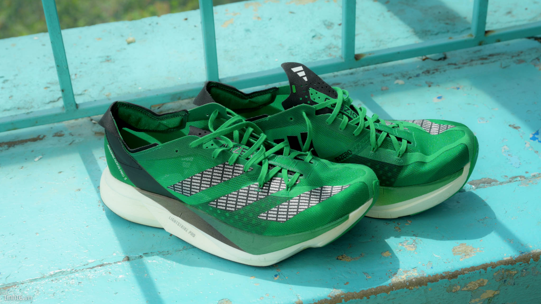 adidas-adizero-pro3-tinhte-10.jpg