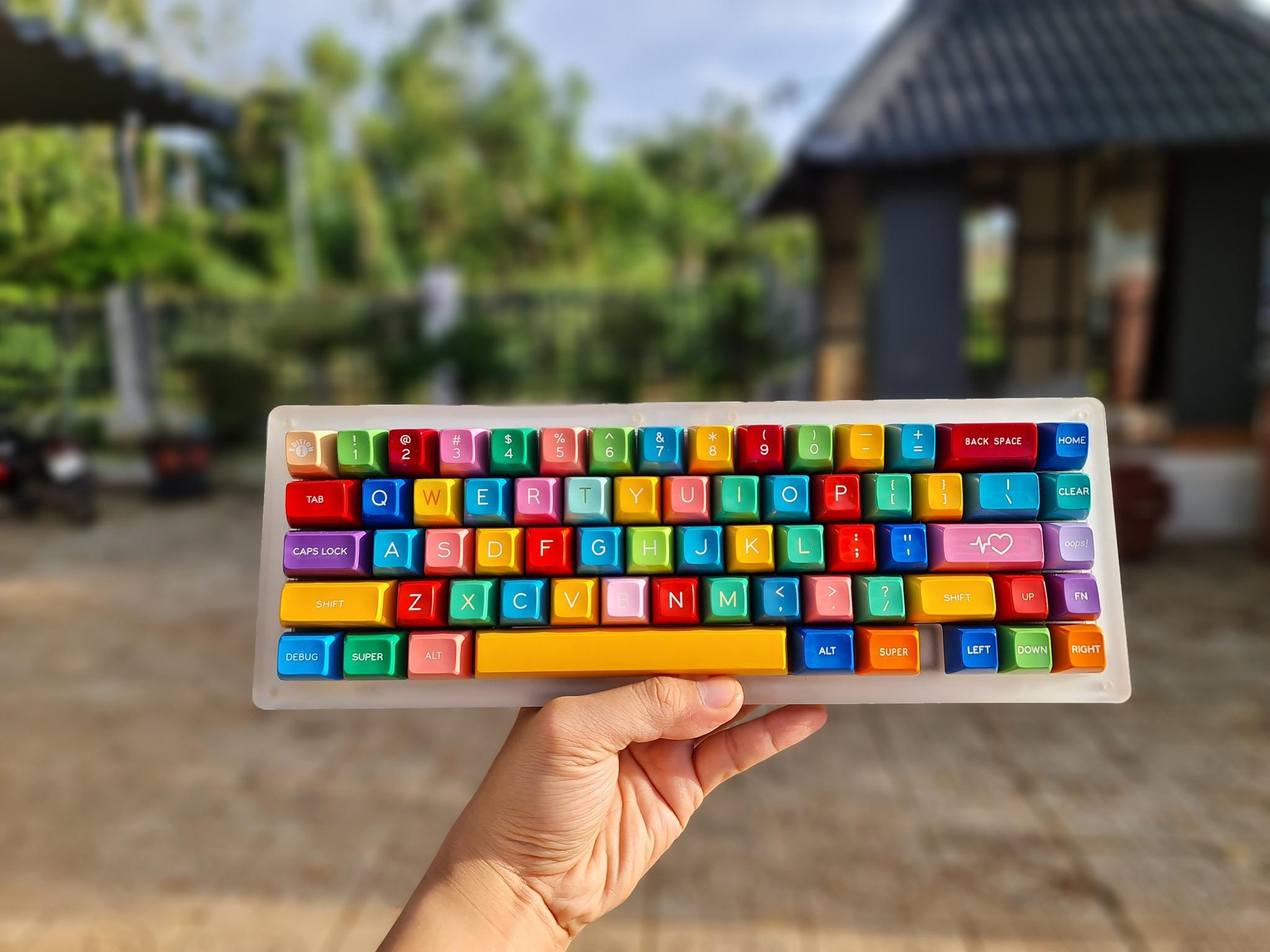 Keycap của Minh Thiên (20-7-2023).JPG
