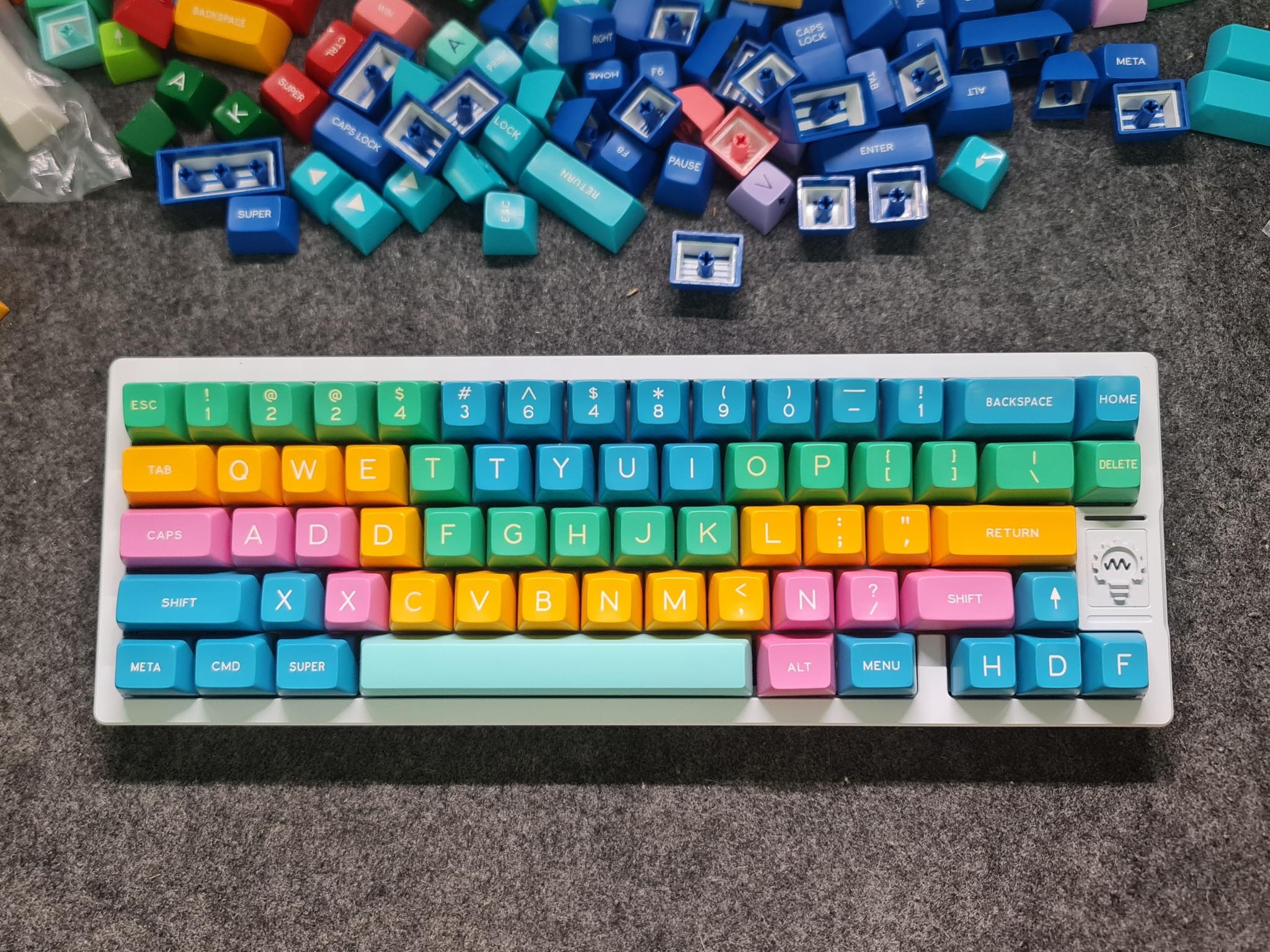 Keycap của Minh Thiên (21-7-2023).JPG