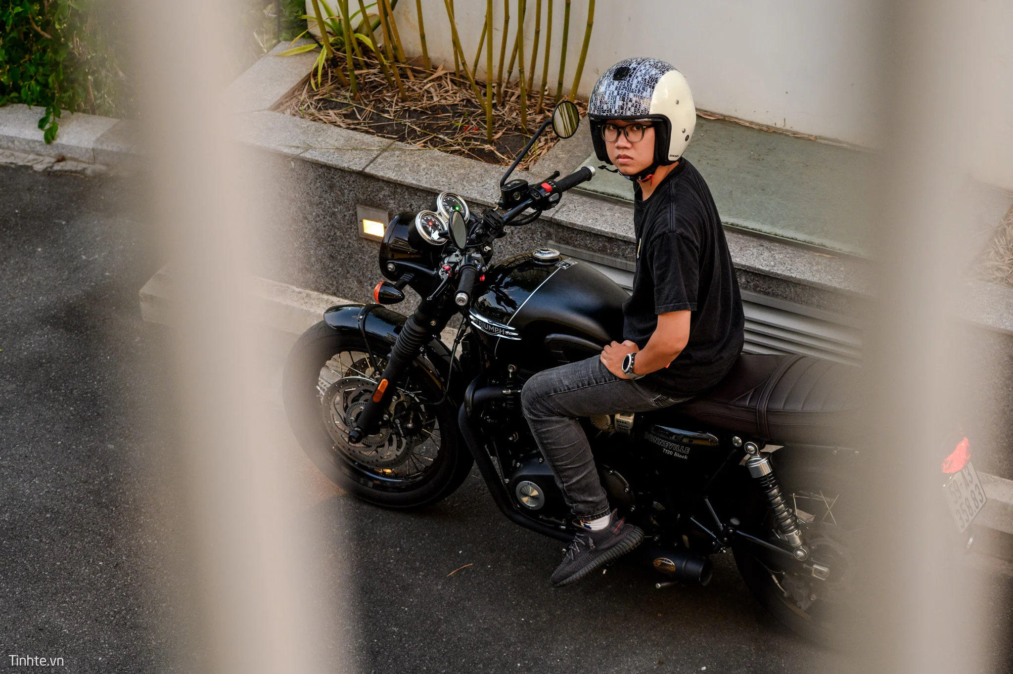 triumph-t120-tinhte-54.jpg
