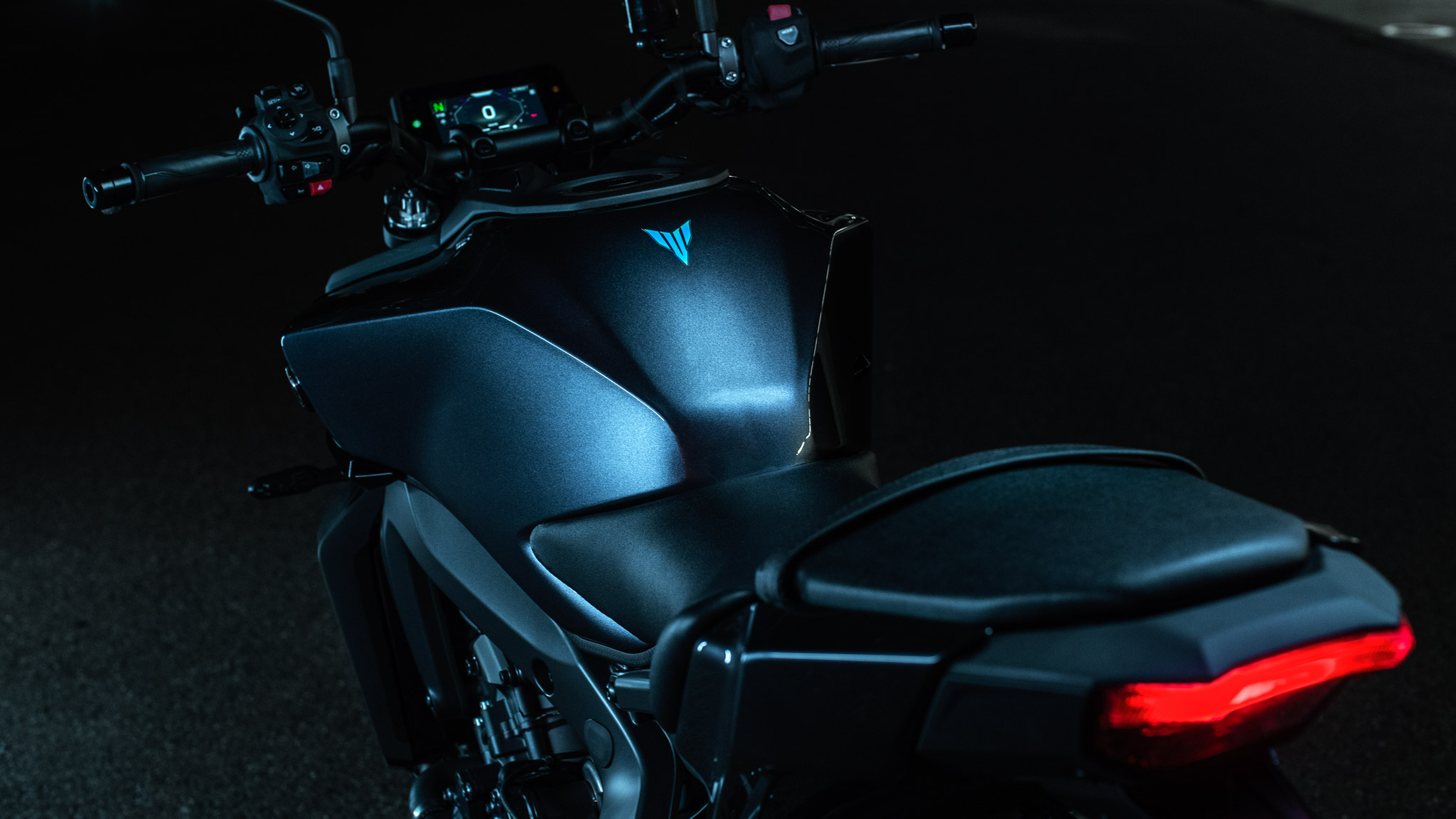 yamaha-mt-09-2024-14.jpg