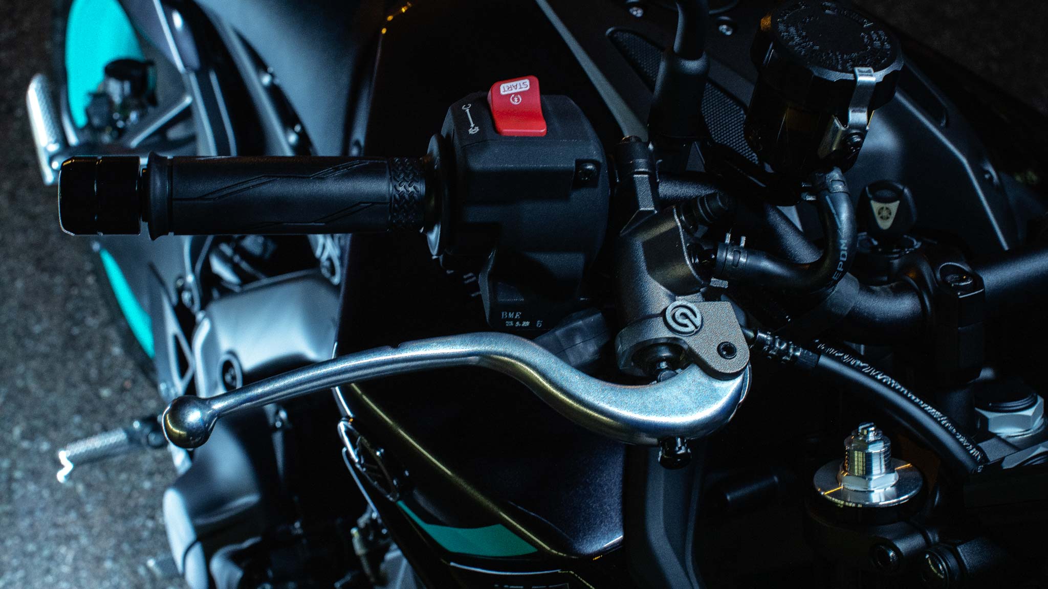 yamaha-mt-09-2024-24.jpg