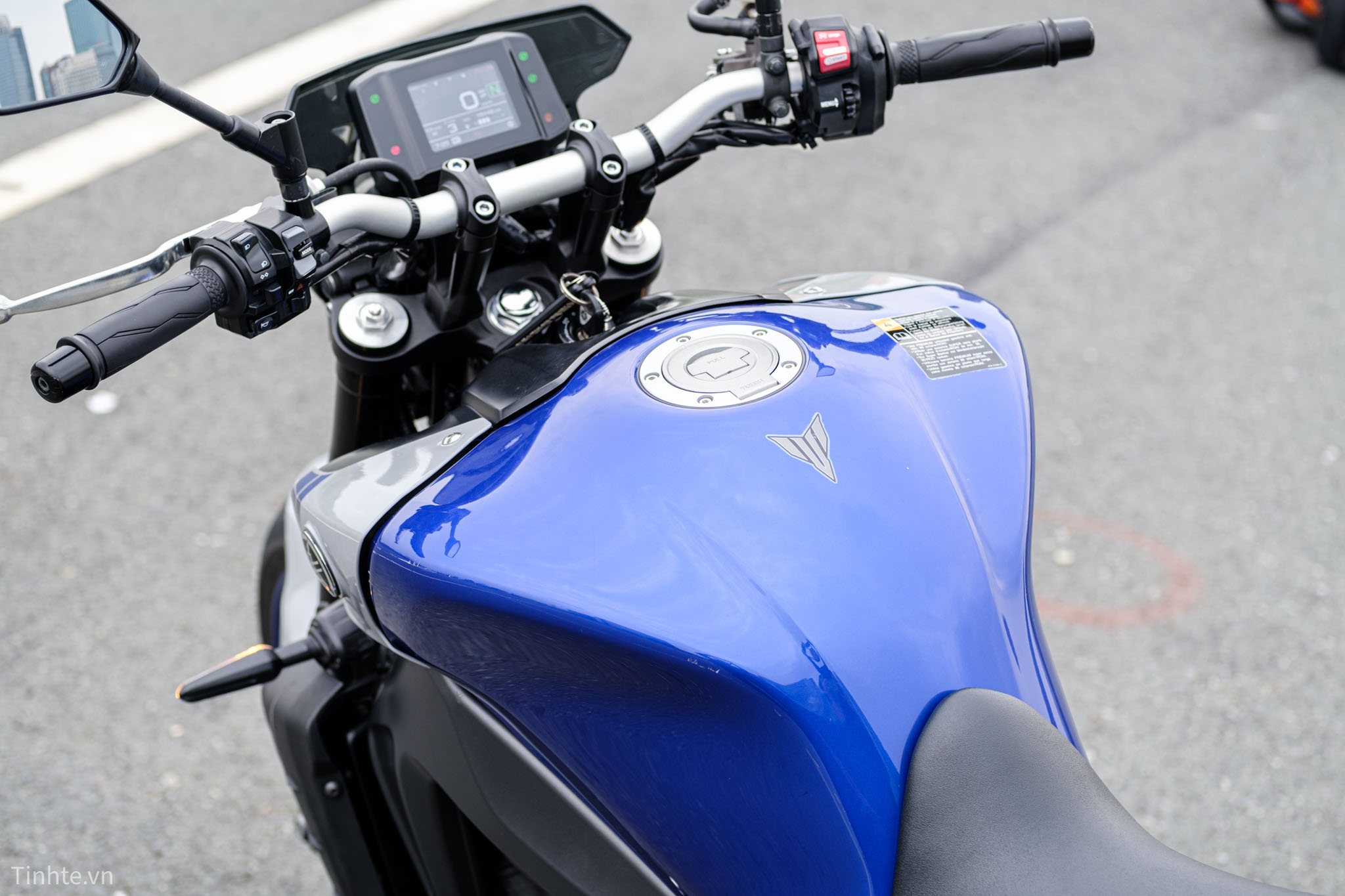 tren-tay-yamaha-mt-09-tinhte-19.jpg