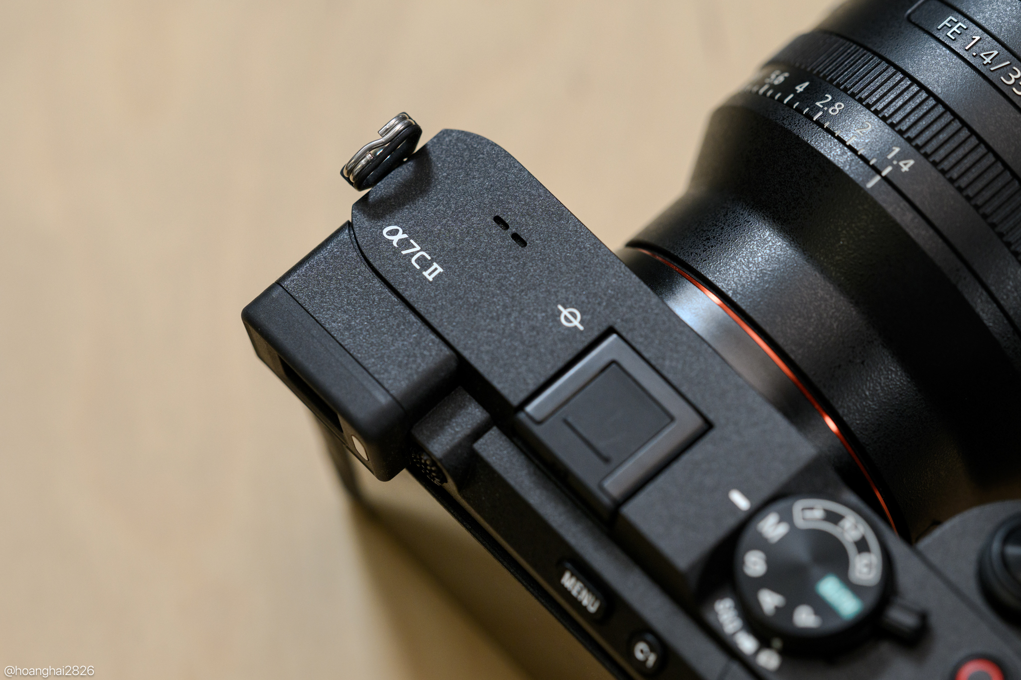 tren-tay-sony-a7c-ii-tinhte-6.jpg