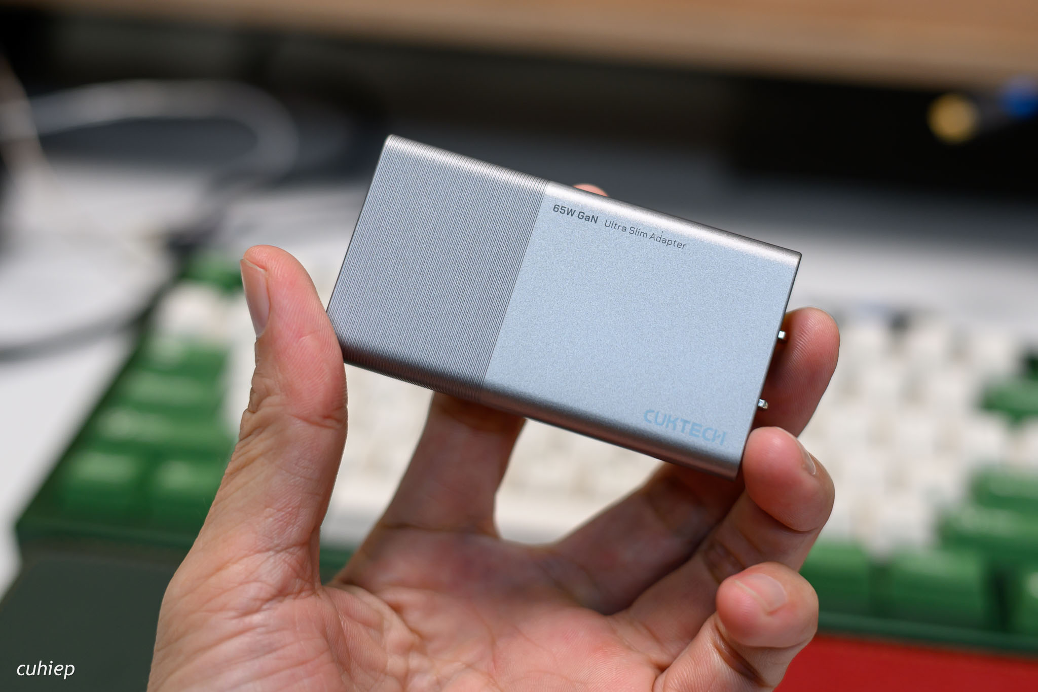 Cuktech-65w-2usb-c-02.jpg