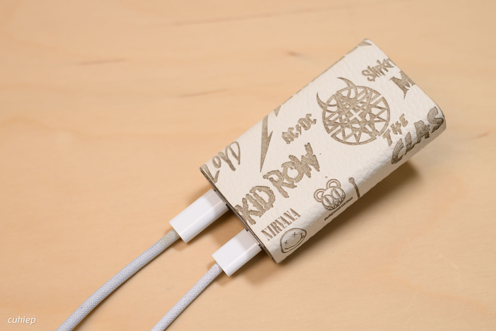 Cuktech-65w-2usb-c-25.jpg