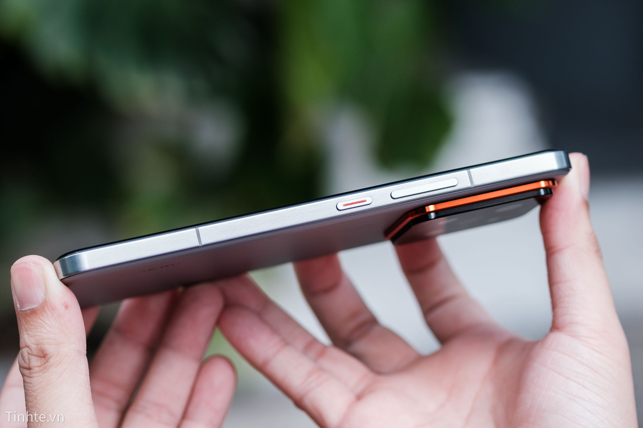 Xiaomi-14-Pro-tinhte-10.jpg