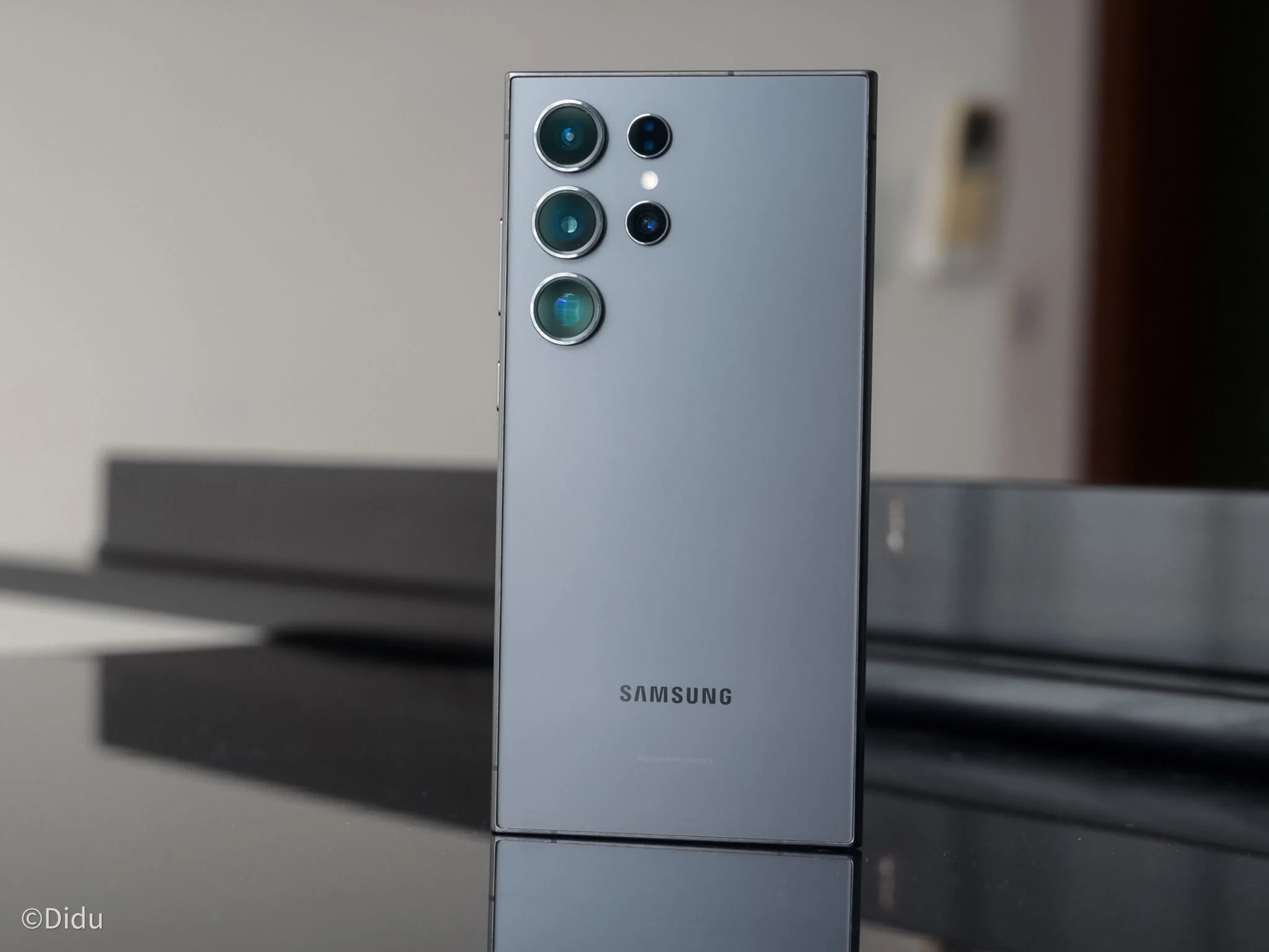 Đánh giá Galaxy S24 Ultra: ngày càng tuyệt vời.