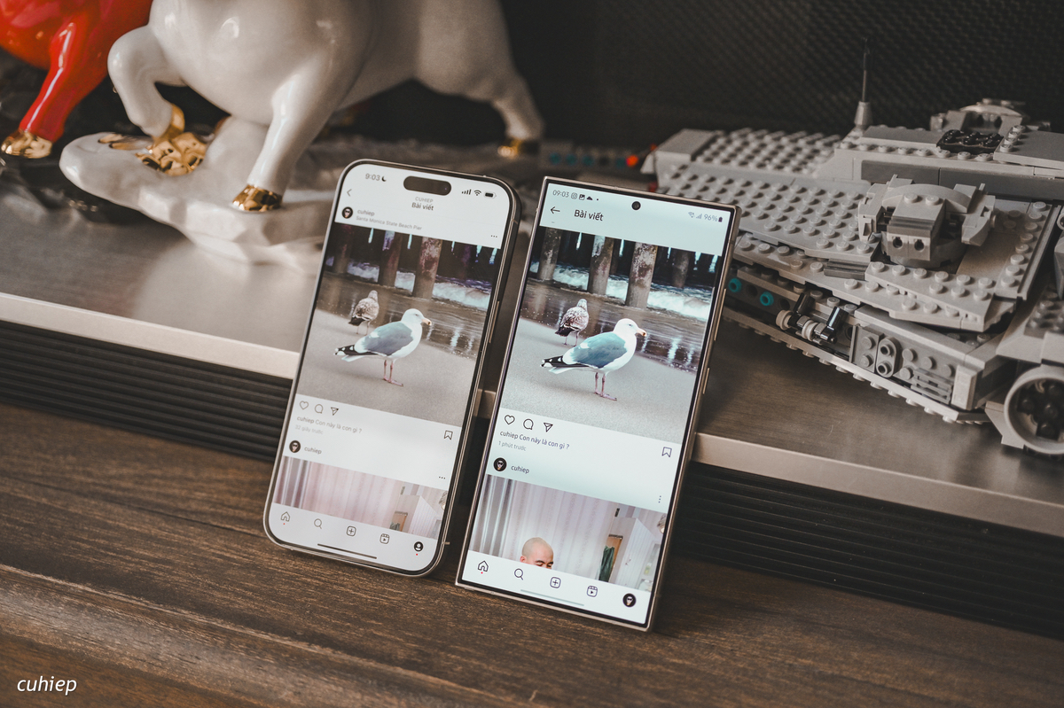 Galaxy S24 Ultra vs iPhone 15 Pro Max về cảm giác cầm trên tay