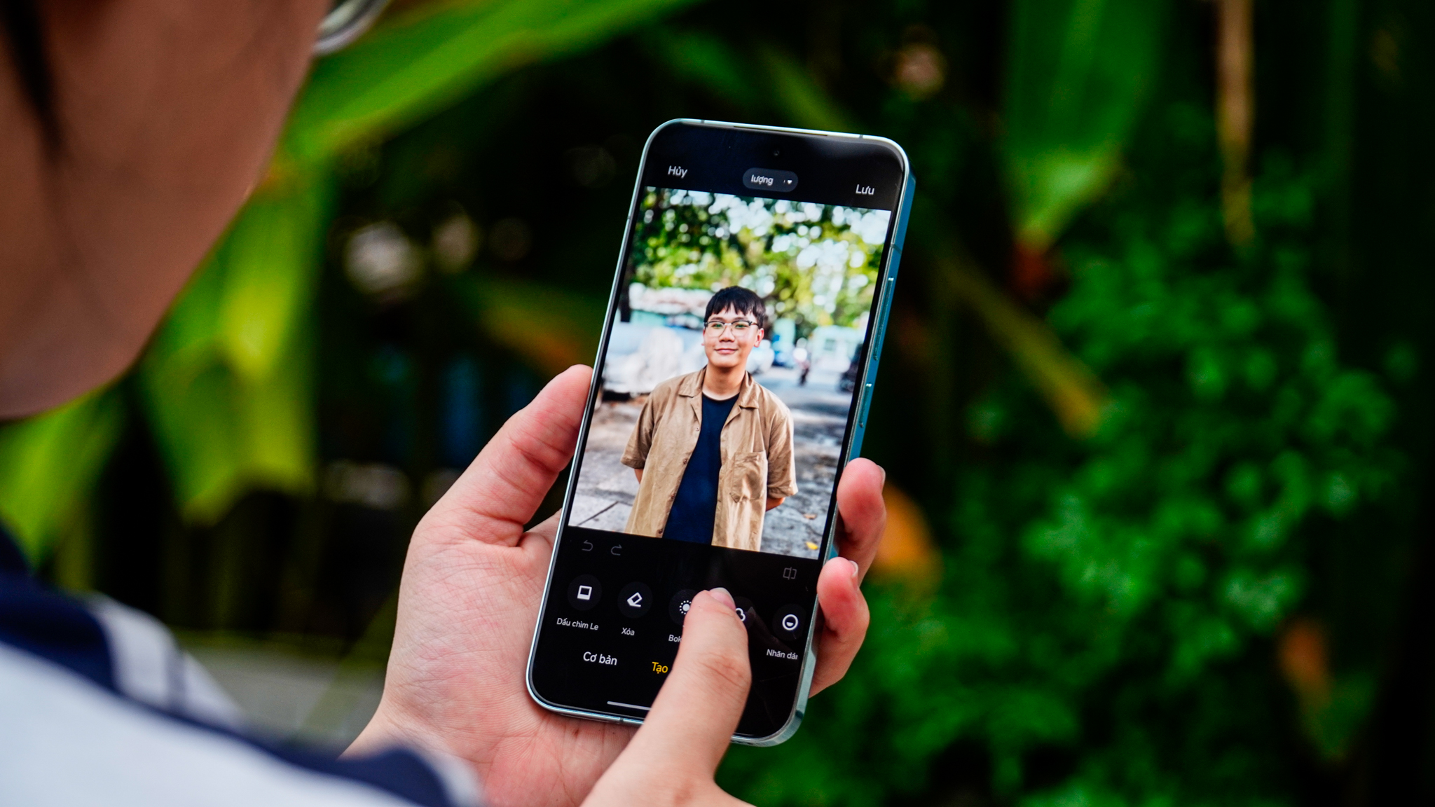 Trải nghiệm công cụ Xóa vật thể trong ứng dụng Thư viện trên các mẫu smartphone Xiaomi