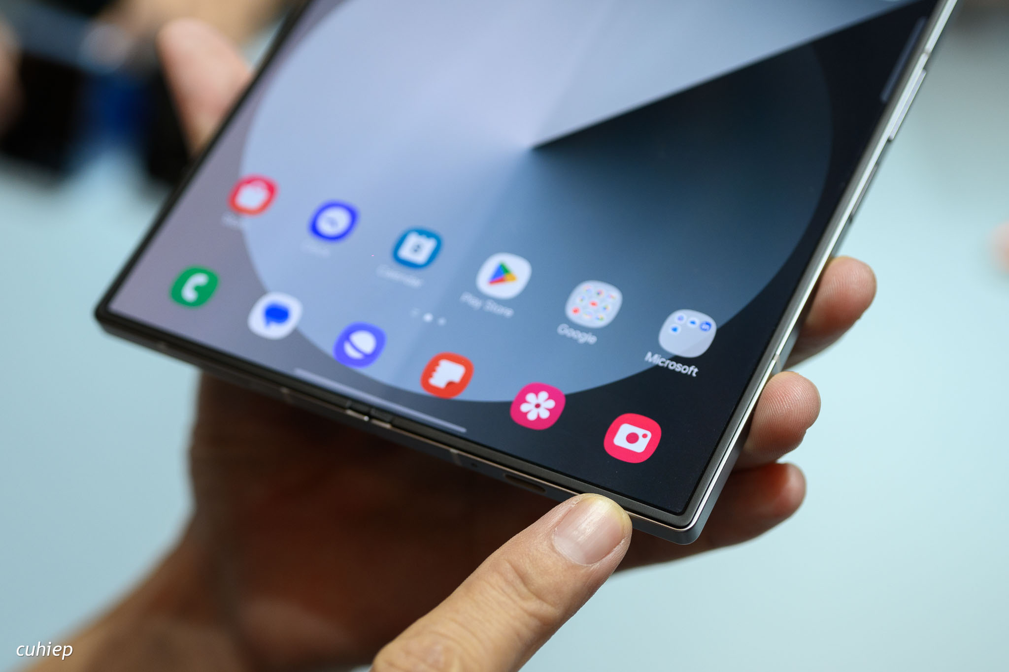 Samsung-Galaxy-ZFold6-cuhiep-19.jpg