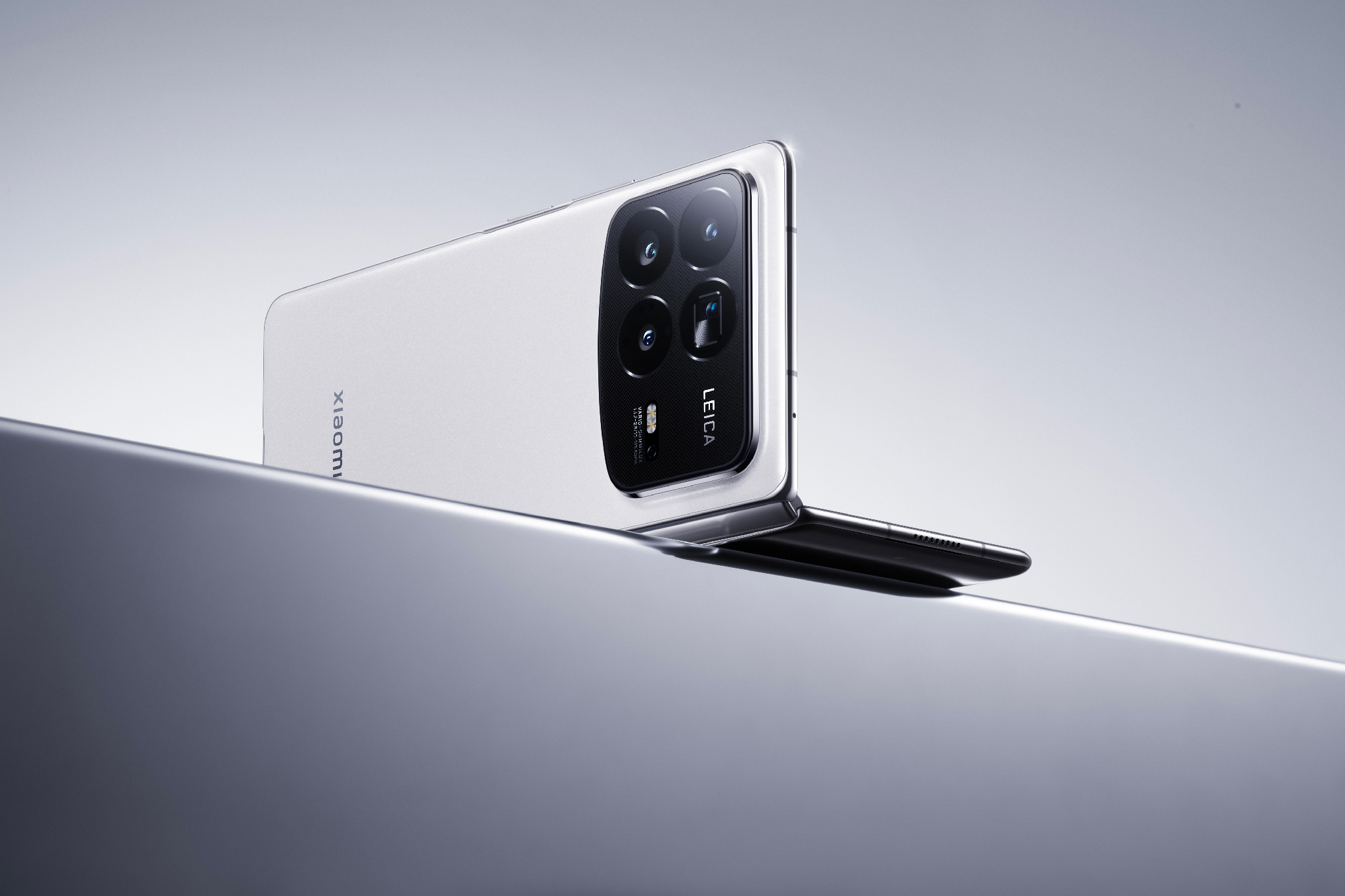 Xiaomi MIX FOLD 4.jpg