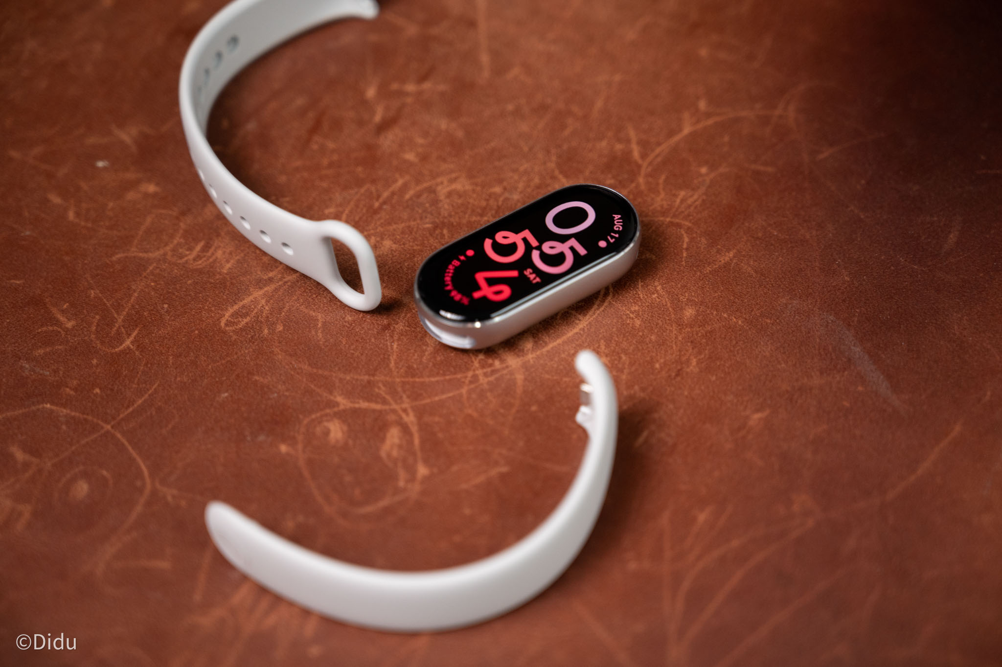 Trên tay Xiaomi Smart Band 9