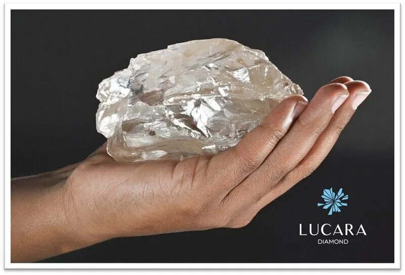 Tìm thấy viên kim cương 2492 carat, lớn thứ 2 thế giới ở Botswana