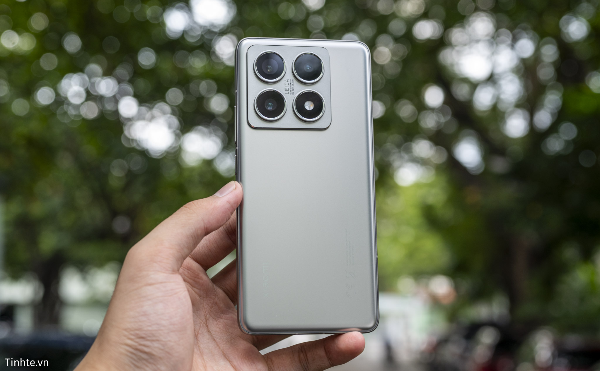 Trên tay Xiaomi 14T Pro: Thiết kế đẹp, cao cấp giống flagship, hệ thống camera Leica nổi bật