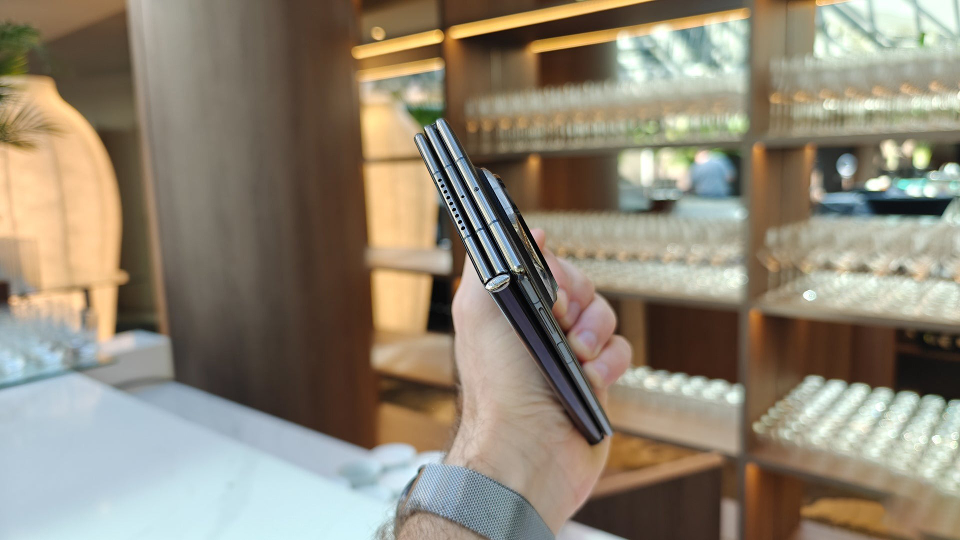 Huawei-Mate-XT-Preview-17.jpg